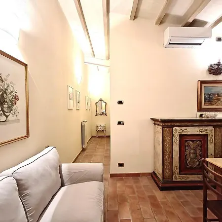 Mamma Mia Garden & Rooftop Holiday home Florence